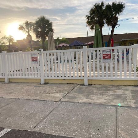 Bella Sirena Inn St. Pete Beach Kültér fotó