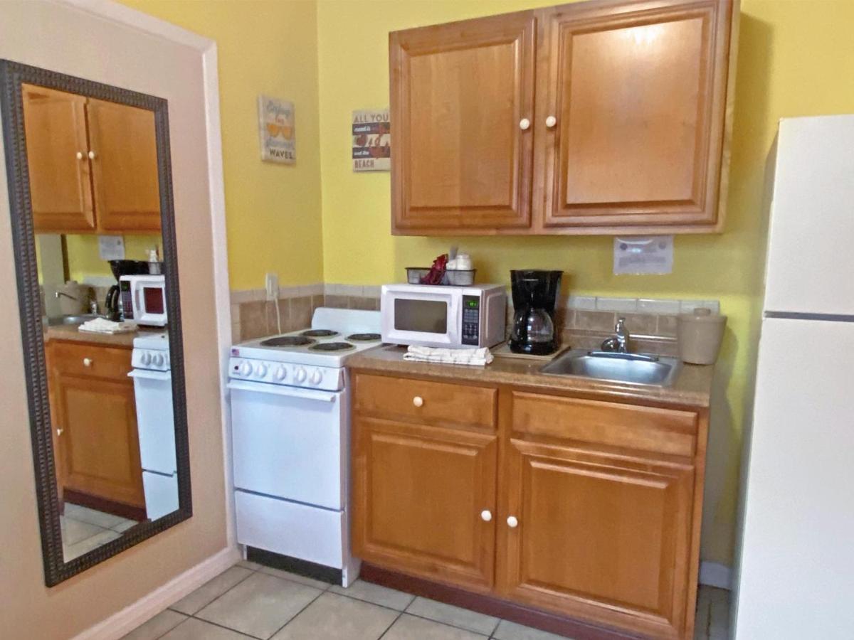 Bella Sirena Inn St. Pete Beach Kültér fotó