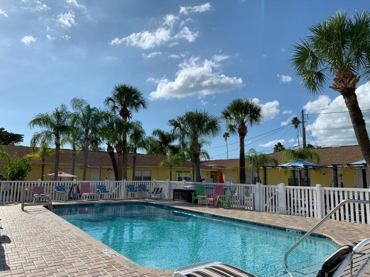 Bella Sirena Inn St. Pete Beach Kültér fotó